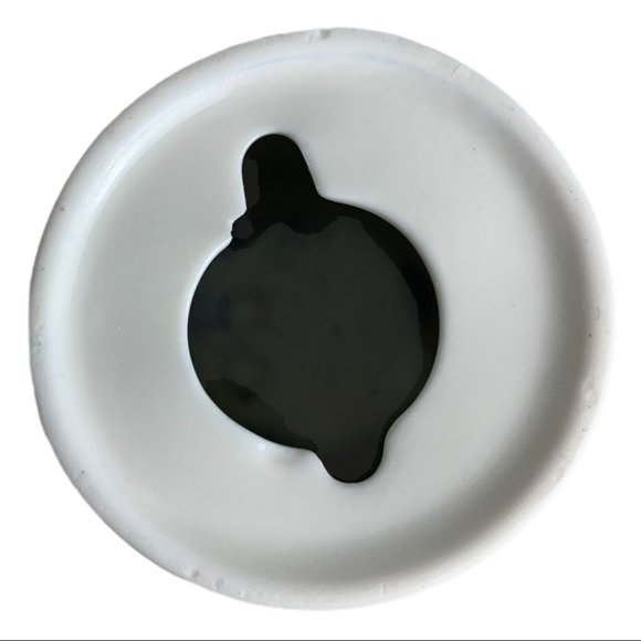 Scentsy Nativity Silent Wax Warmer & Eskimo Kiss Bar Holiday Collection - Picture 5 of 16